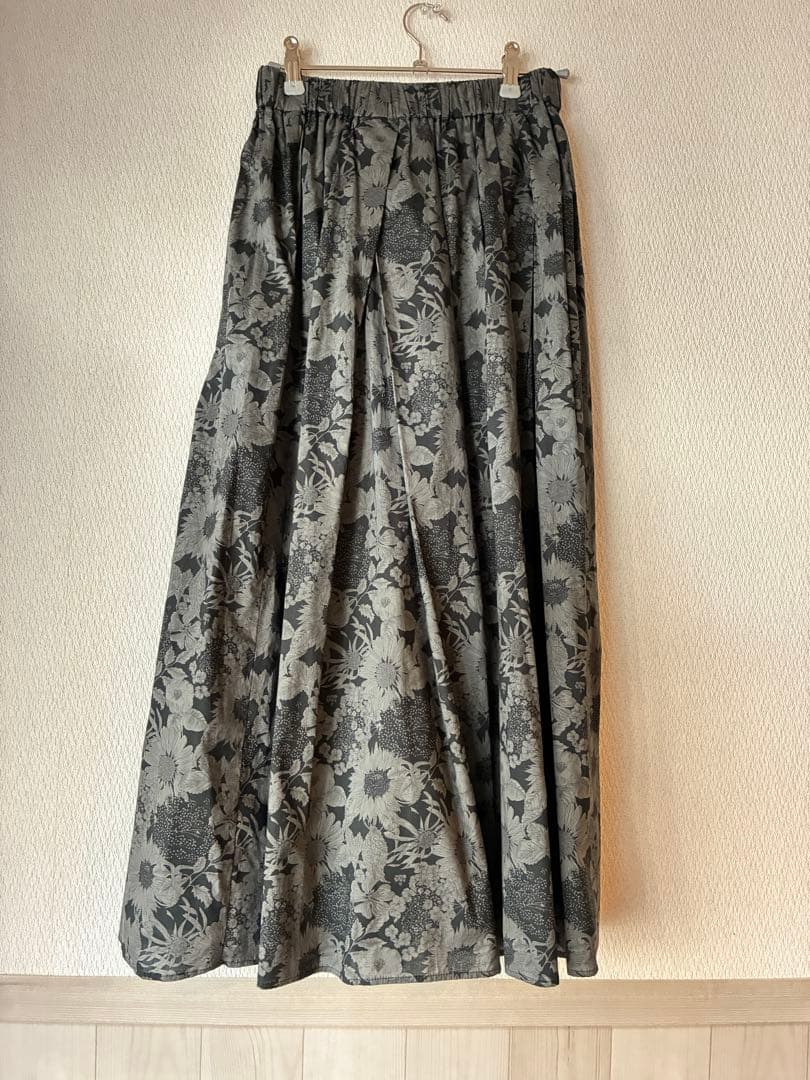 新品❣️かぐれ　リバティプリントスカート　【Dunclare】完売品