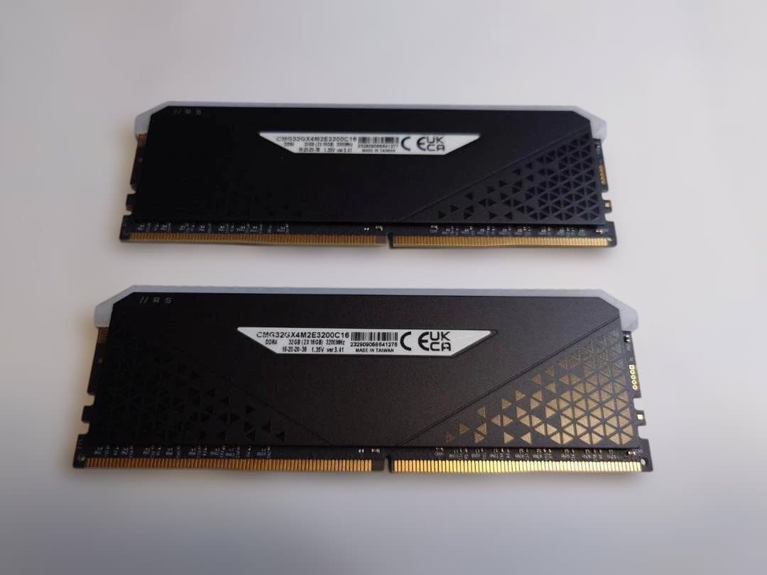 CORSAIR 32GB(16GB×2) DDR4 3200Mhz