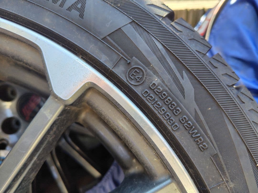 ヨコハマ　アイスガードig70 18インチ　225/45R18 　4本セット
