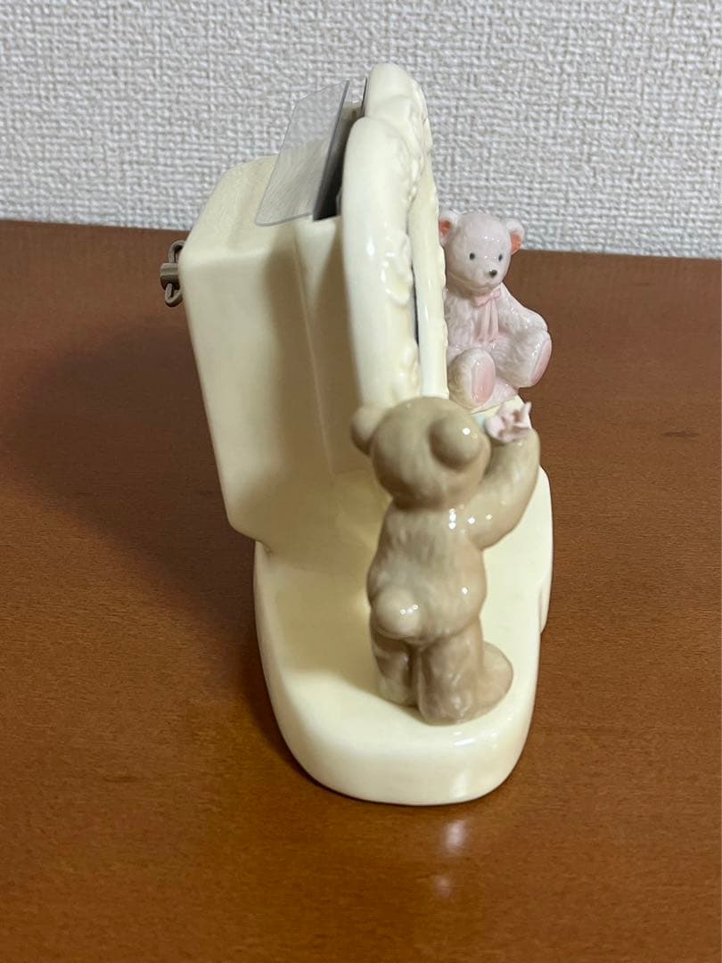 くまさんの写真立て付き Timney陶器オルゴール (曲：星に願いを)