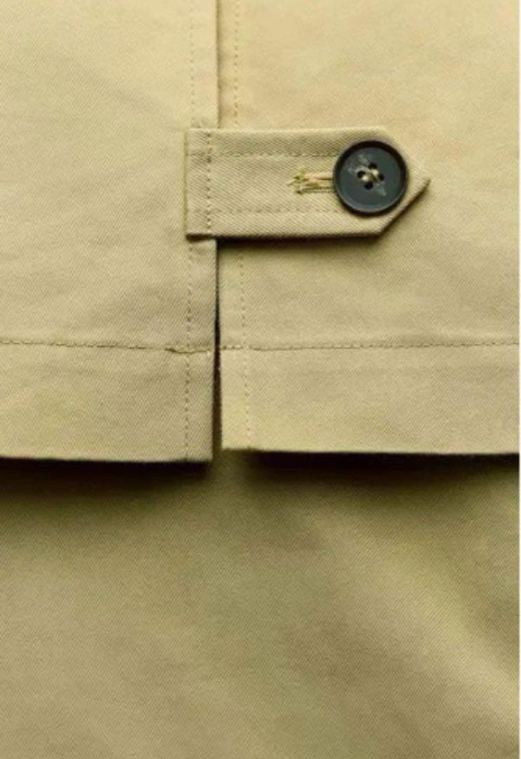 新品 ZARA 定価8,590円 ショート トレンチコート L ラスト1点♪