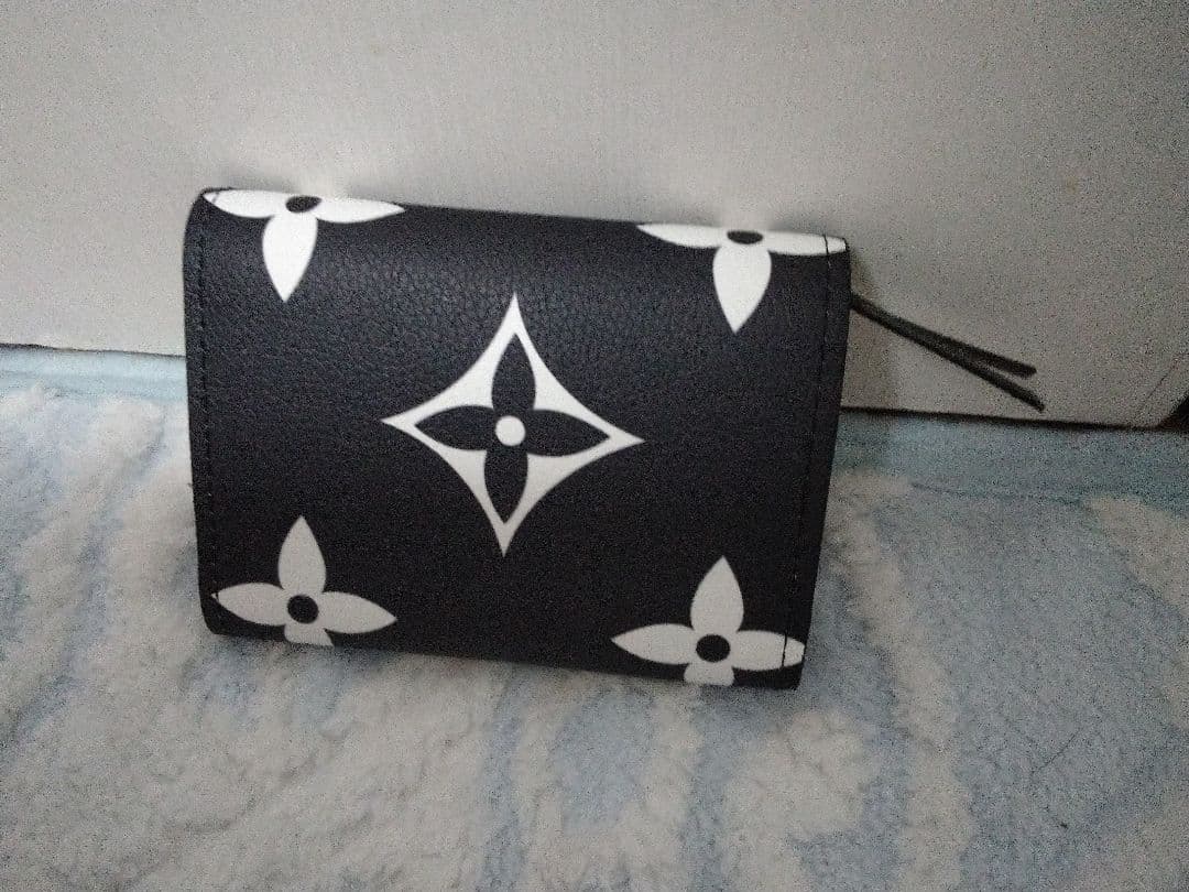Louis Vuitton 三つ折り財布 (ノベルティー)♥最終価格です