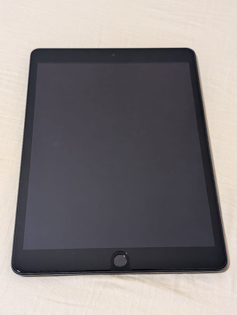 【美品】iPad (第9世代) Wi-Fi 64GB スペースグレー
