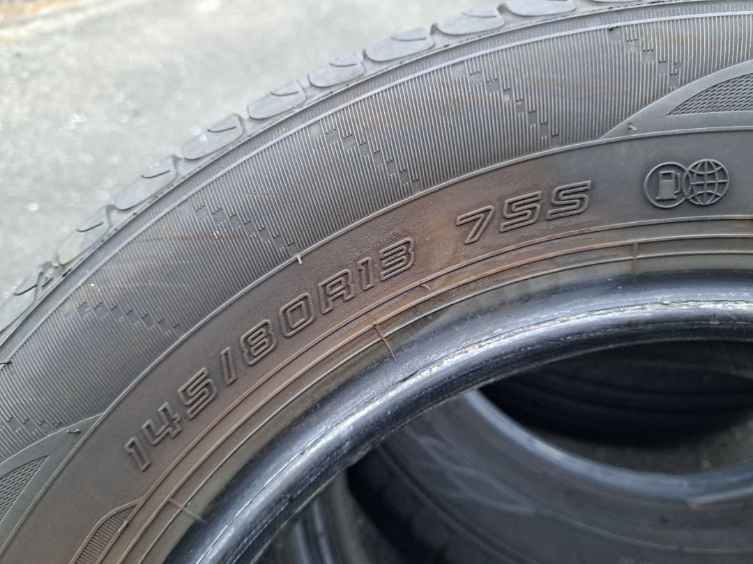 145/80R13バリ山！4本信頼のダンロップ！ほぼ新古？24年製！送料￥300