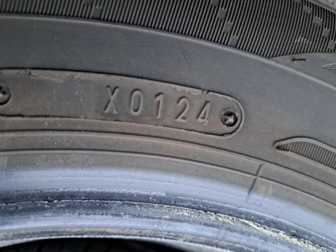 145/80R13バリ山！4本信頼のダンロップ！ほぼ新古？24年製！送料￥300