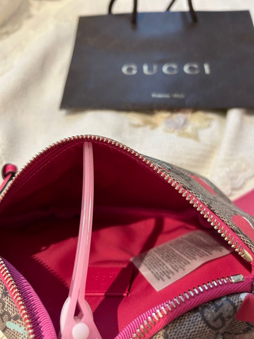 ●最終価格●GUCCI ボディバッグ 斜め掛けバッグ2way レディース用お嬢様