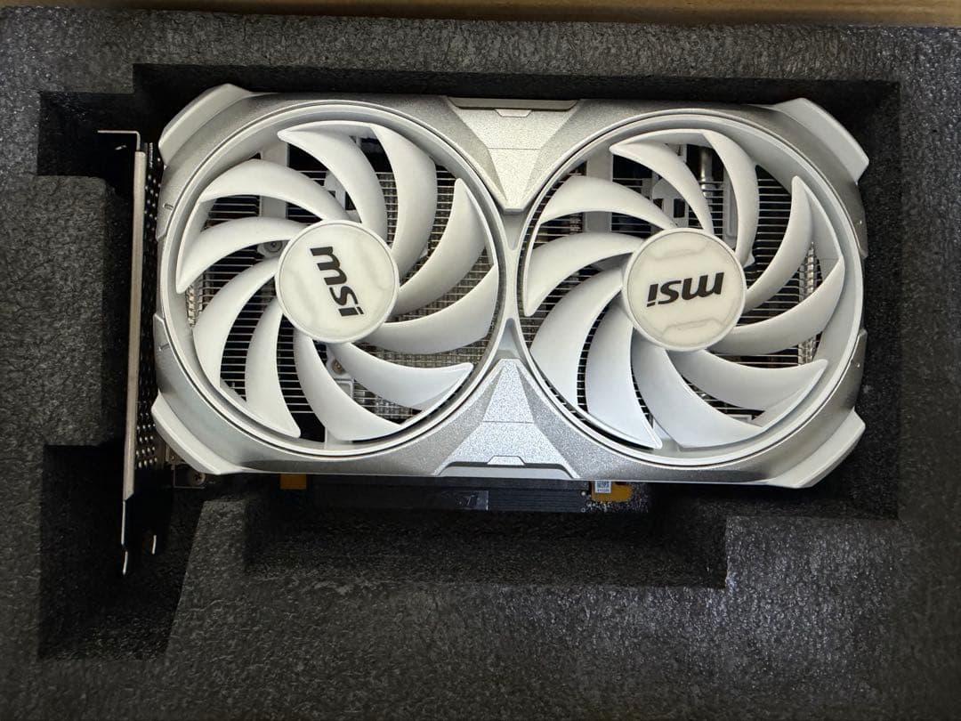 グラフィックボード・グラボ・ビデオカード MSI GeForce RTX 4060 VENTUS 2X