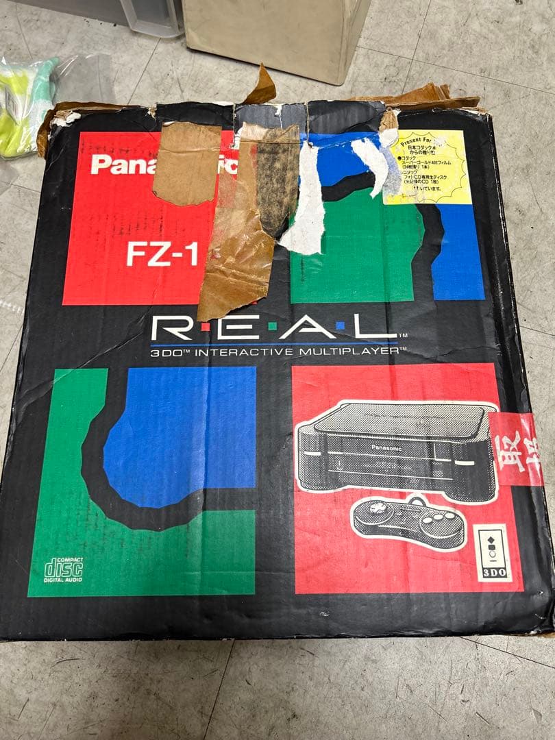 Panasonic 3DO REAL FZ-1 本体と付属品