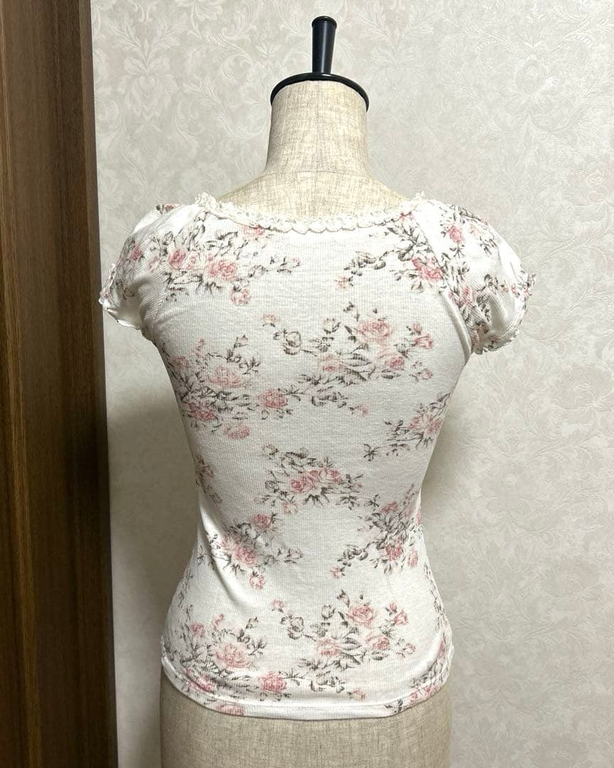 L'EST ROSE 花柄♡レース♡リボン♡パフスリーブ カットソー❤︎可愛い系