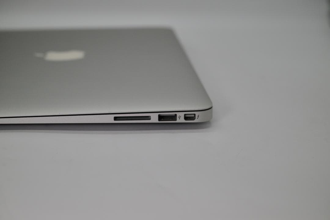 すぐに使用できる! ノートPC macOS High Sierra Apple