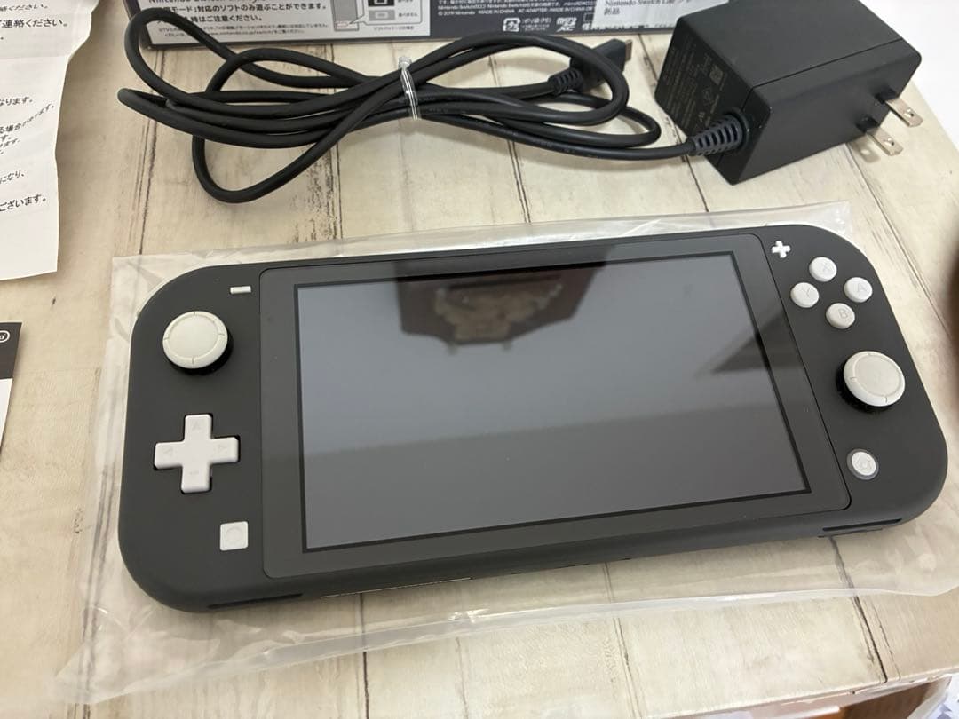 Nintendo Switch Lite グレー 本体 充電器付き