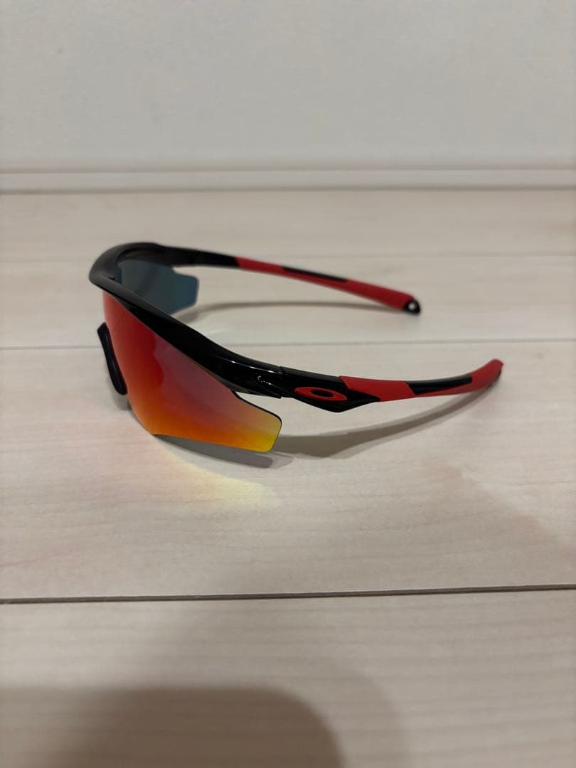 【美品】Oakley スポーツサングラス ブラック/レッド