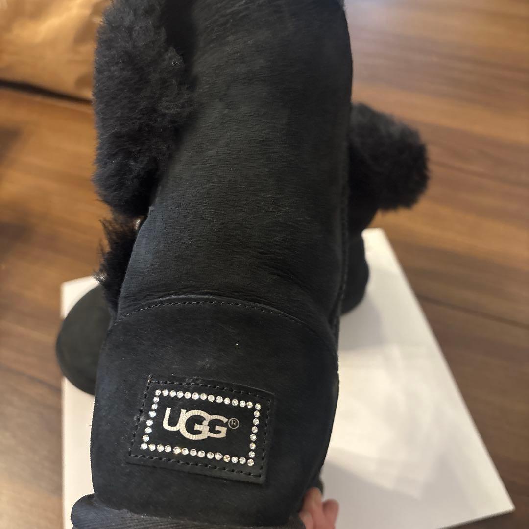 値下げ！新品未使用　UGG ブラック ムートンブーツ