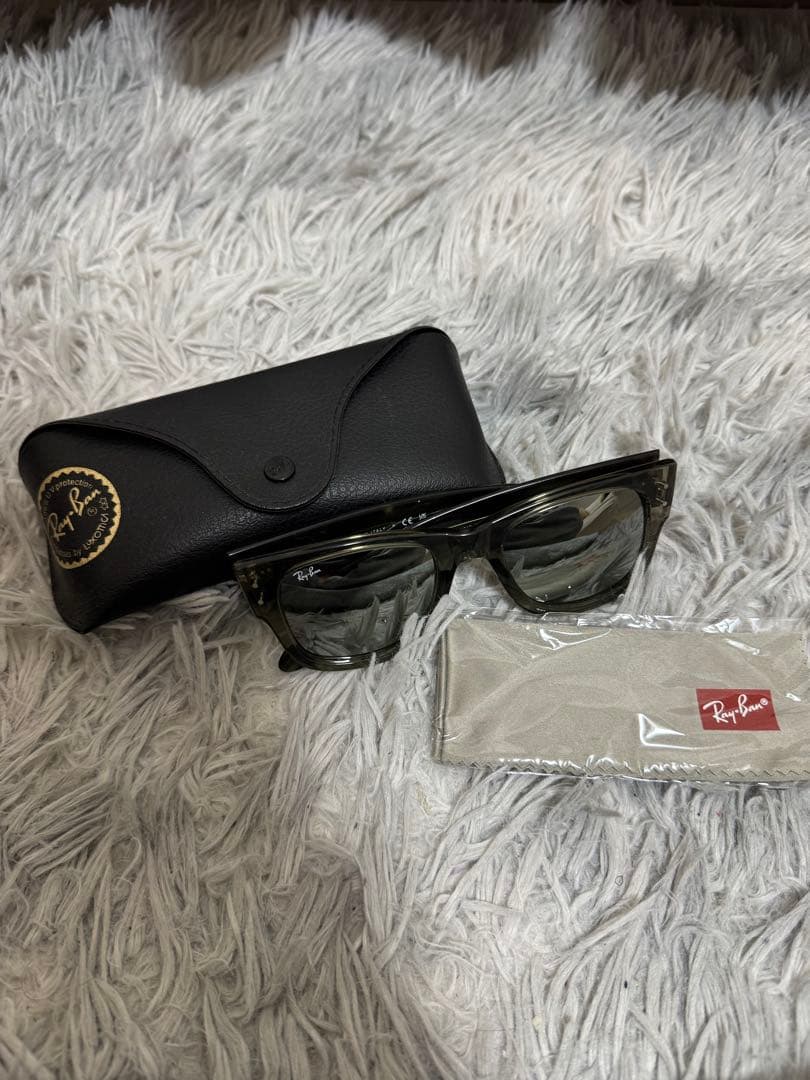 Ray-Ban ミラーレンズ サングラス ケース付き