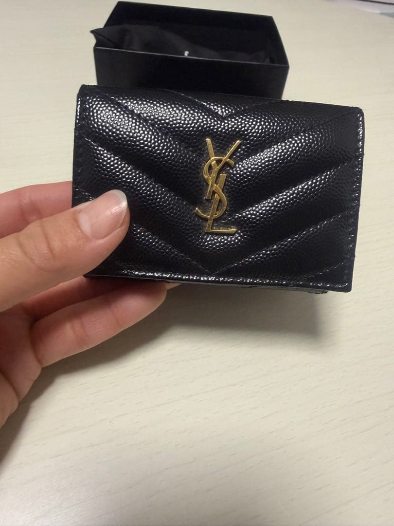 今週限定価格！！　サンローラン　YSL 三つ折り財布　財布　美品