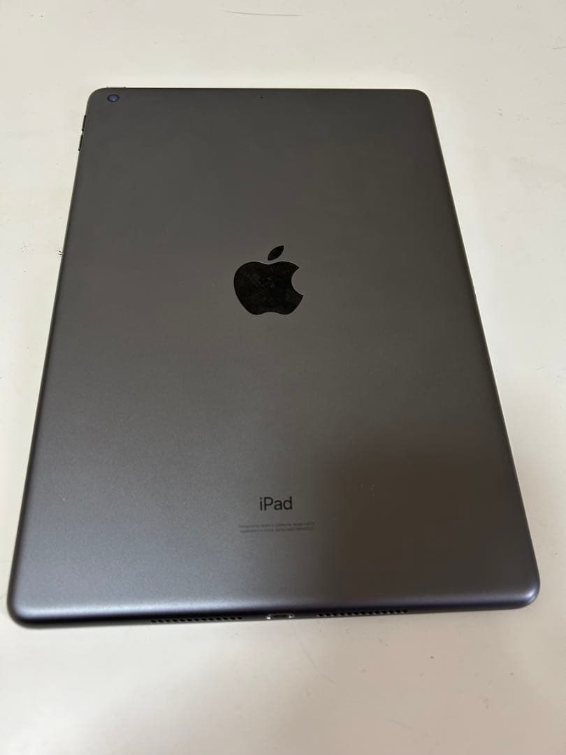 Apple iPad 第8世代スペースグレー 本体Wi-Fiモデル32GB