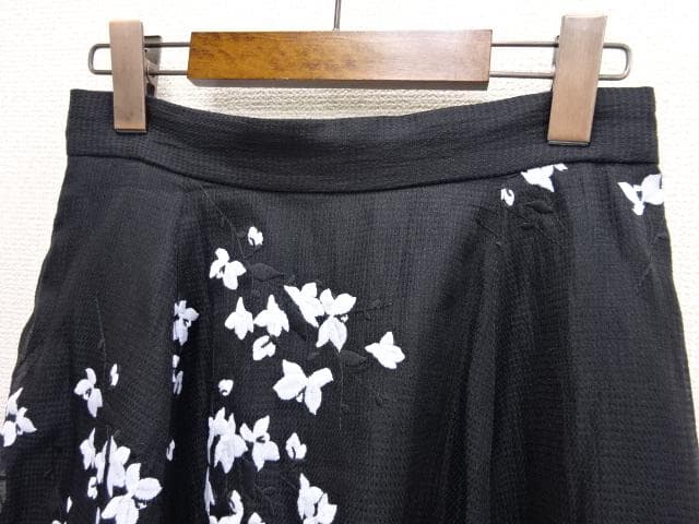 新品　FRAY I.D　シアーマグノリアスカート　黒 お花刺しゅう