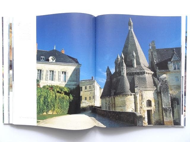 洋書◆フランス ロワールの美しい村の写真集 本 建築 風景 景色 教会