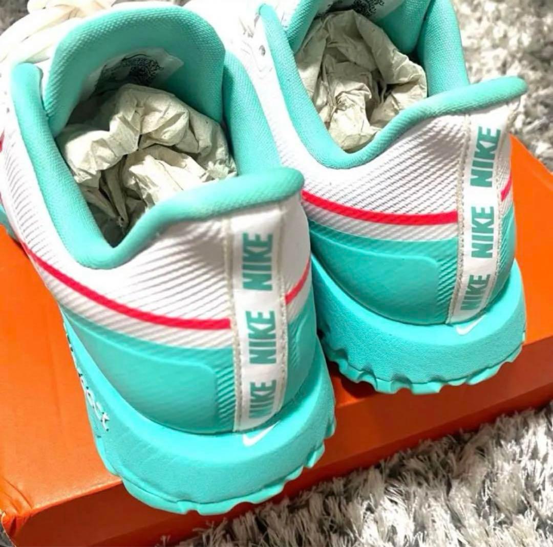 NIKE ナイキ　ゴルフシューズ　レディース　女性　24センチ　新品　レア商品