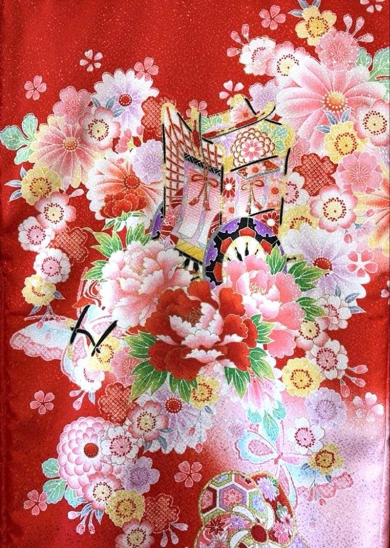 □ 美品女児用　お宮参り　掛け着　初着　手毬　御所車　桜　梅　赤系