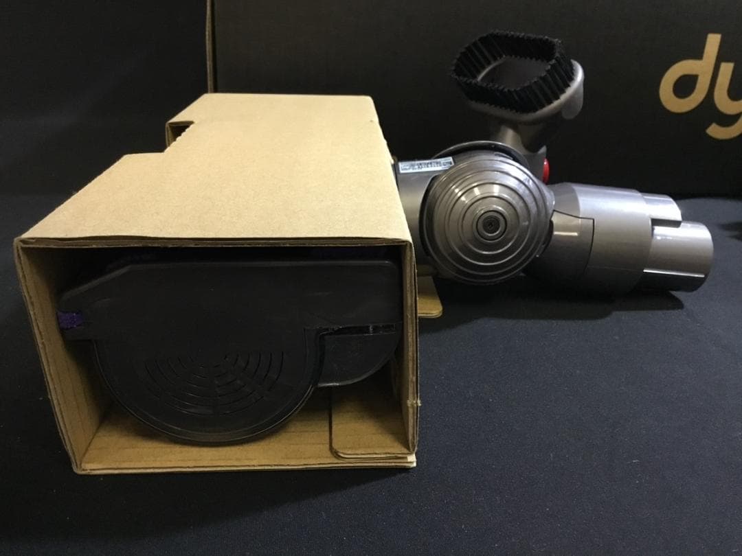 新品未使用 Dyson Cyclone V10 MOTORHEAD