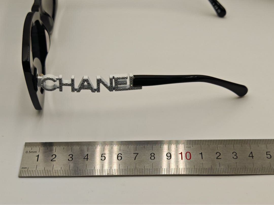【ベア】CHANEL サングラス ブラック キャットアイ ココマーク