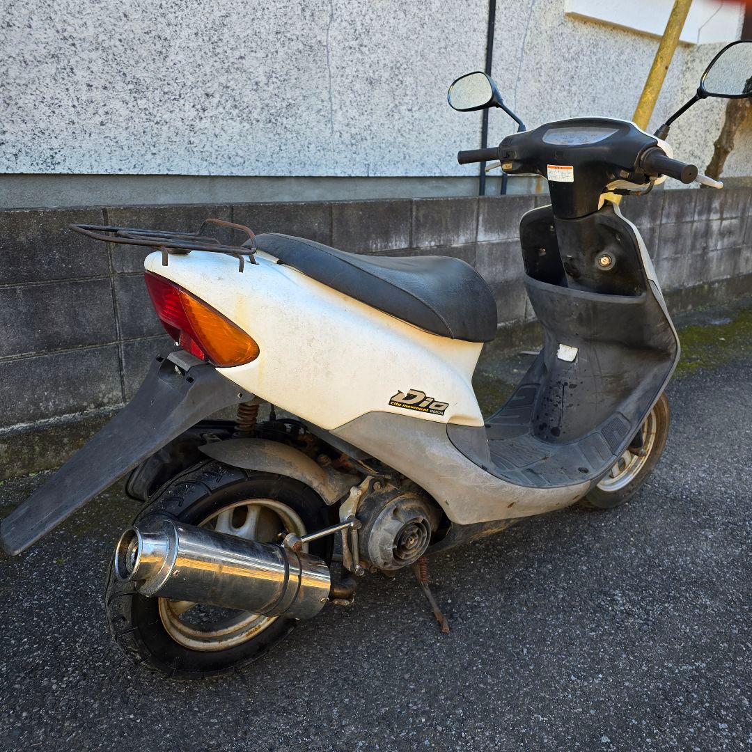 ライブディオ　リアタイヤバッテリー新品　調子良好　千葉県より　配達可能です！