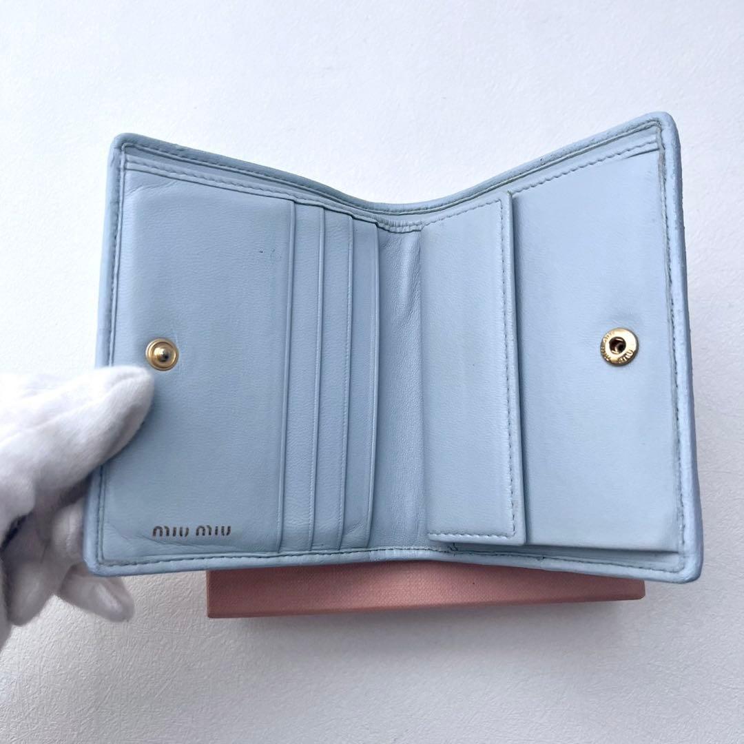 miu miu ミュウミュウ マテラッセ 二つ折り財布 付属品完備　0222-②