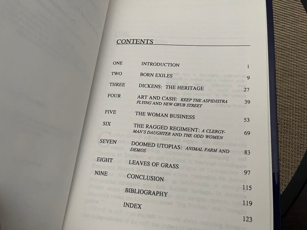 洋書 Orwell and Gissing by Mark Connelly