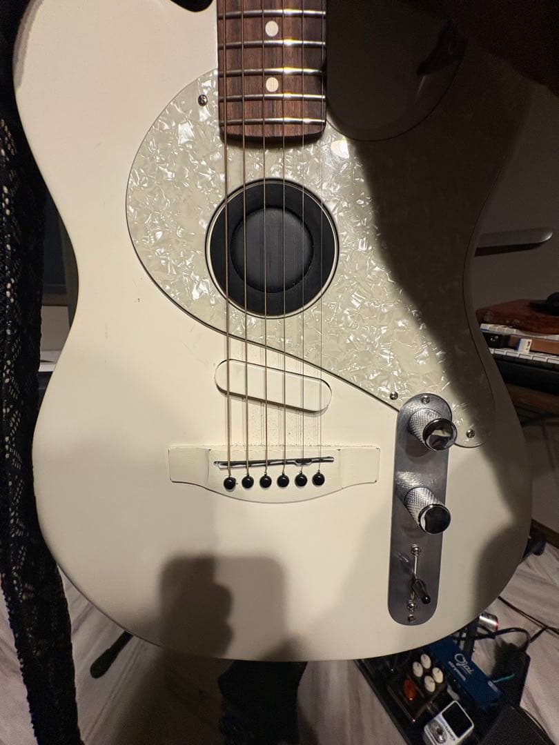 fender アコスタソニック　prayer