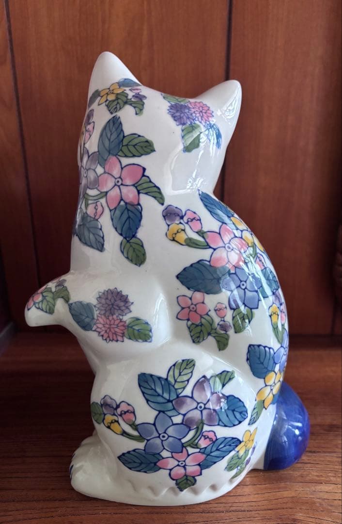 伊万里焼　花柄招き猫　一対