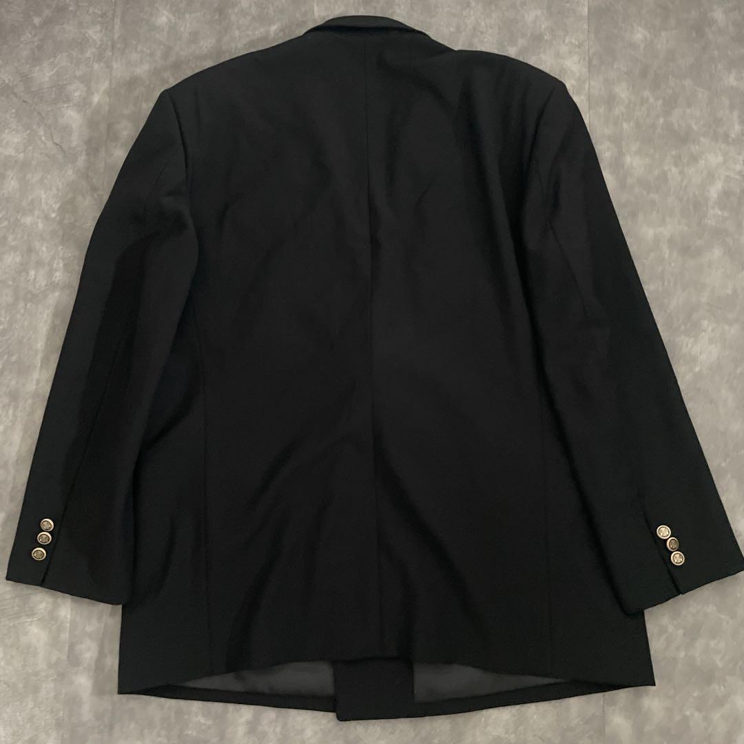 極上ウール ダブルブレストスーツ × GIANNI VERUSACEネクタイ