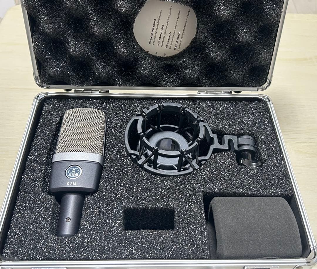 AKG C214 コンデンサーマイク　XLRケーブル　セット