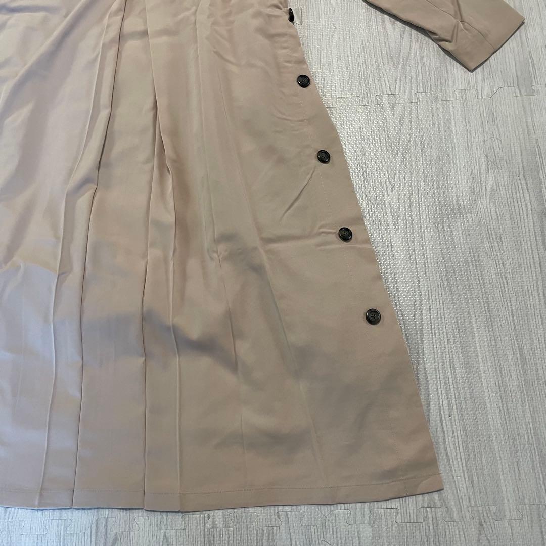 【未使用品】rienda トレンチコート　ベルト付き　プリーツ　ライトベージュ