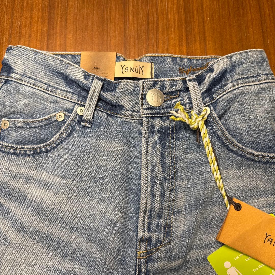 新品 ヤヌーク Trick Denim ハイウエスト スリムテーパードRUTH