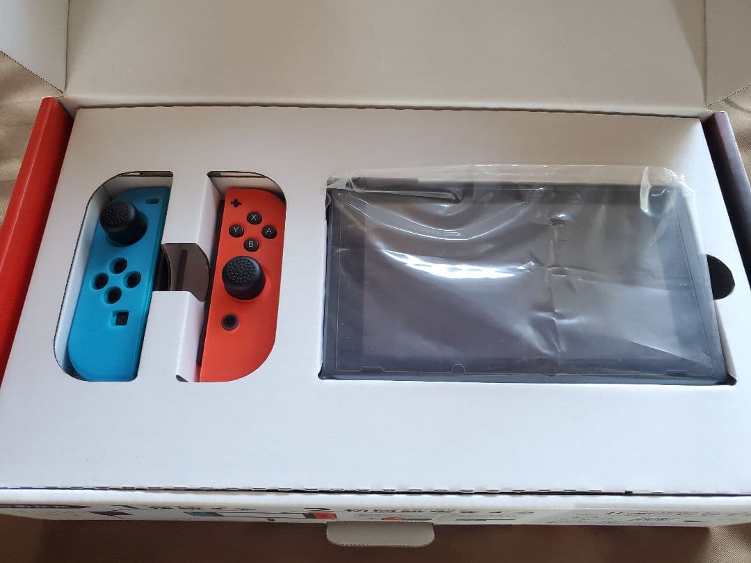 Nintendo Switch 本体 青/オレンジ新型　マリオオデッセイ付き