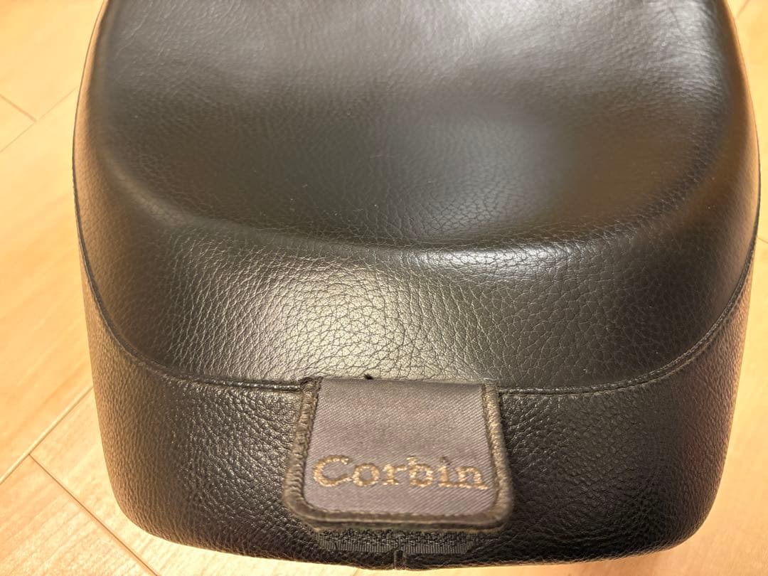 ハーレー　ツーリング　シート　Corbin コルビン