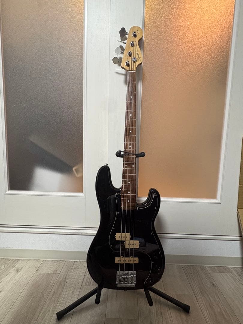 Squier プレシジョンベース