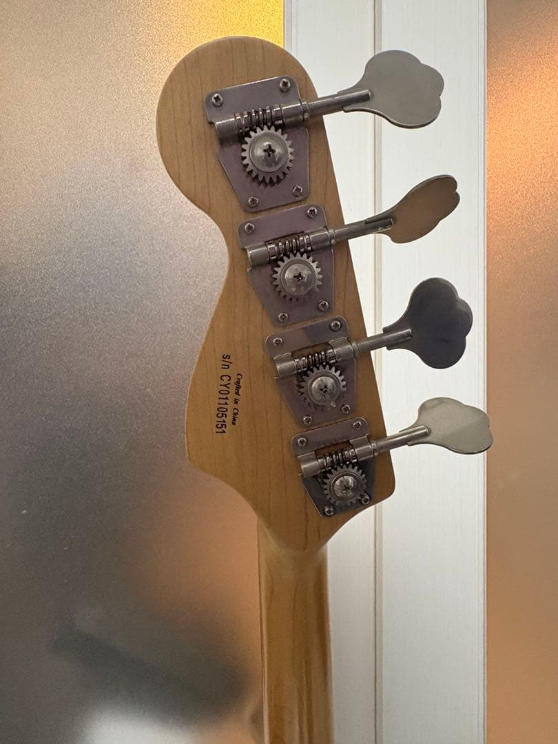 Squier プレシジョンベース