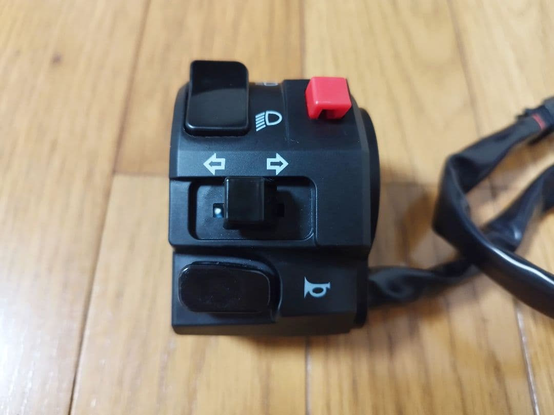ハンターカブCT125 / ダックス 左ハンドルスイッチ ハザードパッシング機能