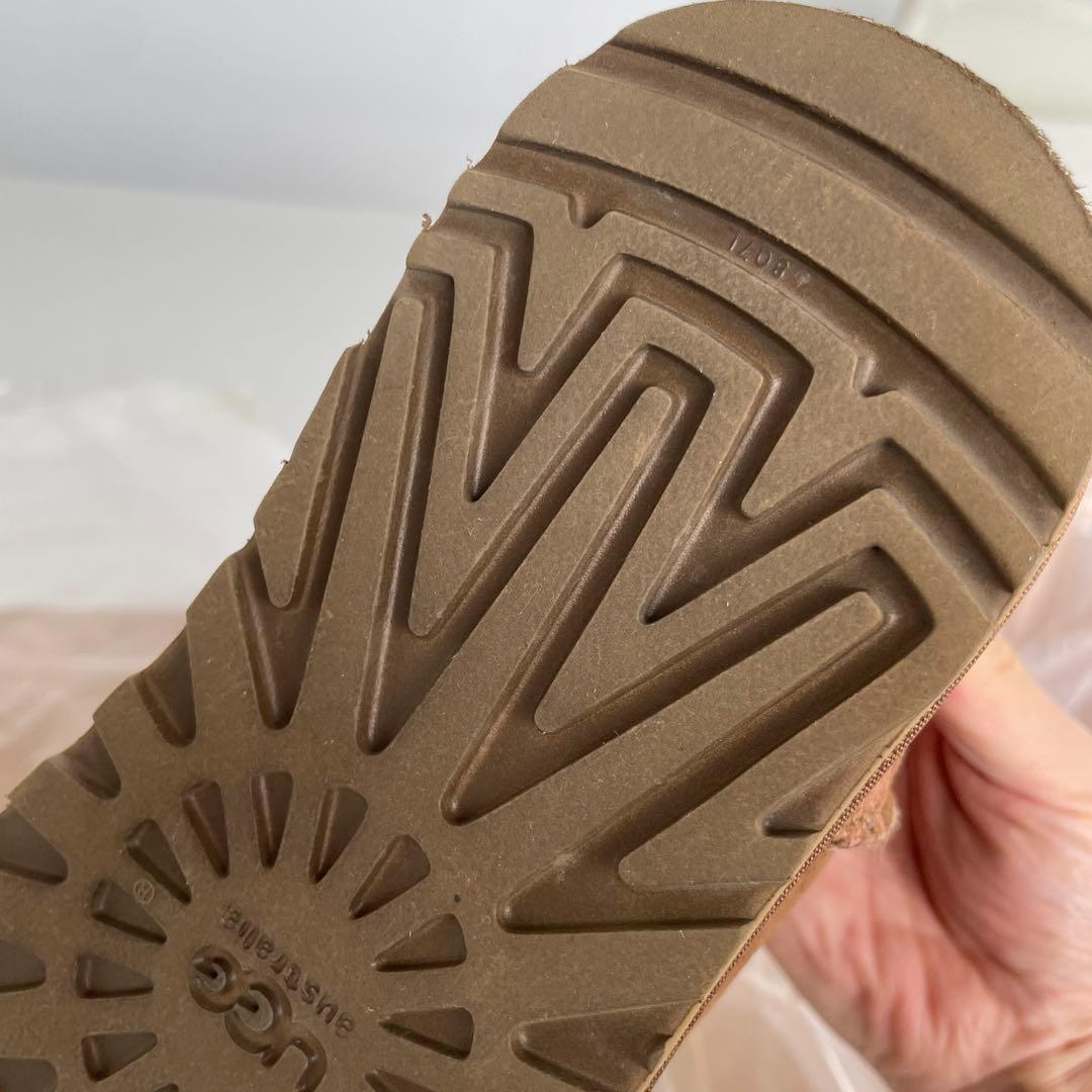 最終価格UGG ショートムートンブーツ　W Classic Mini 24.0