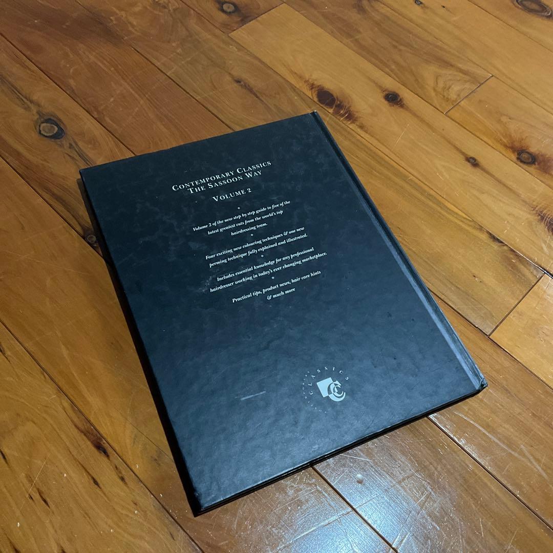 I*a様 Vidal Sassoon Cutting Hair 教本　4冊セット