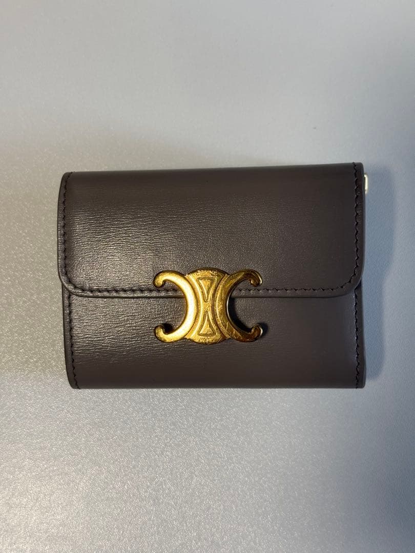 【即日発送】　CELINE 入れ付きコンパクトウォレット　トリオンフペブル