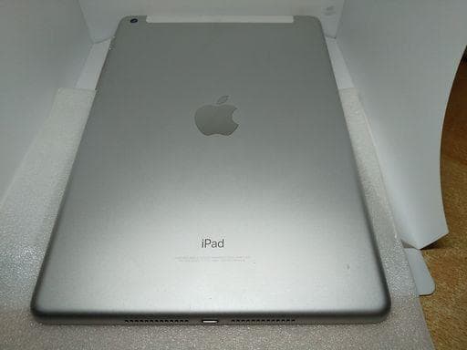 iPad本体 iPad 5 Retena 32GB Apple au MP1LJA 14034