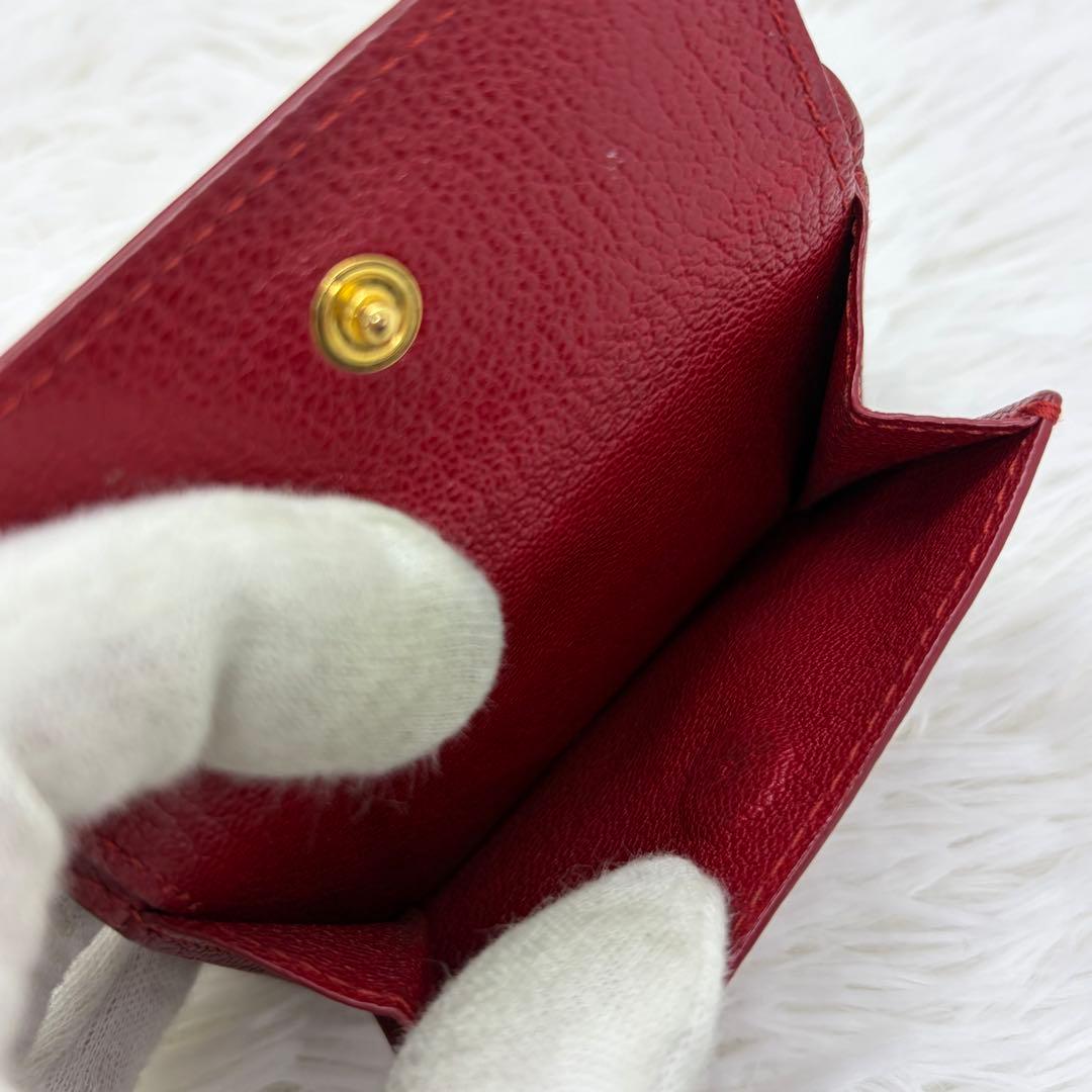 希少/美品✨️ミュウミュウ　三つ折り財布　レザー リボン ゴールド金具 レッド