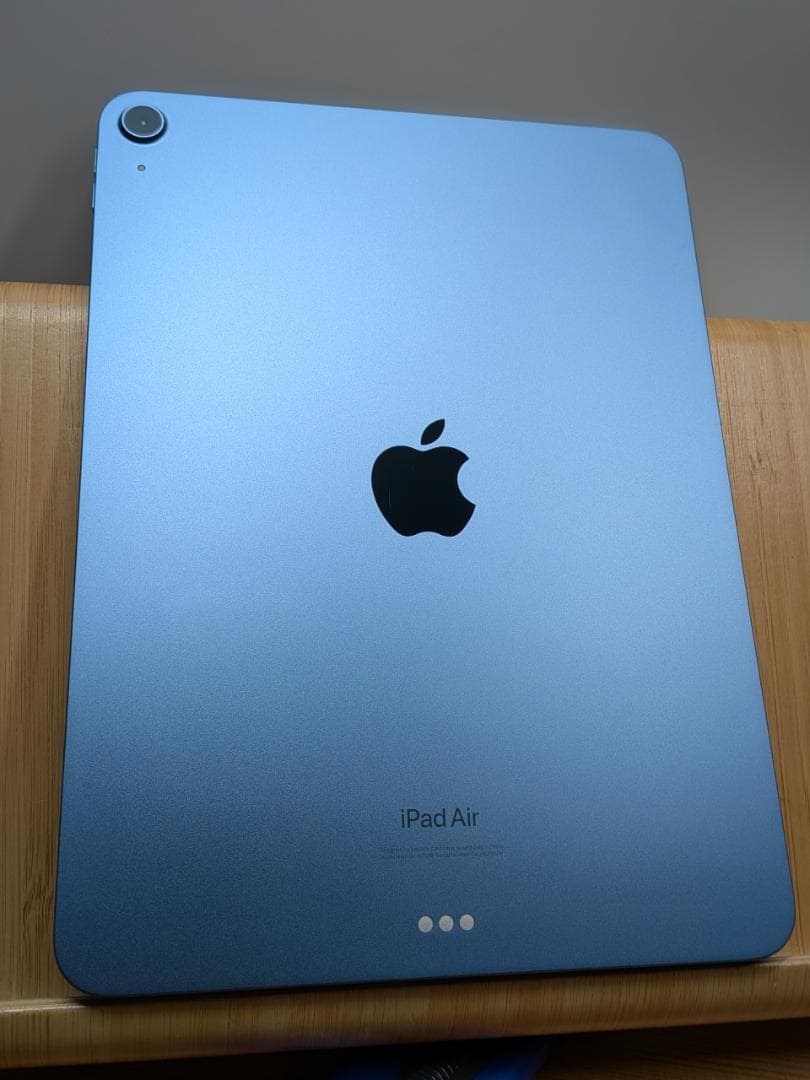 超美品 iPad Air 第5世代 64GB Wi-Fi 付属品 完備おまけ付き