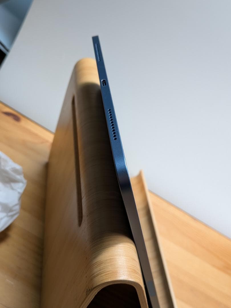 超美品 iPad Air 第5世代 64GB Wi-Fi 付属品 完備おまけ付き