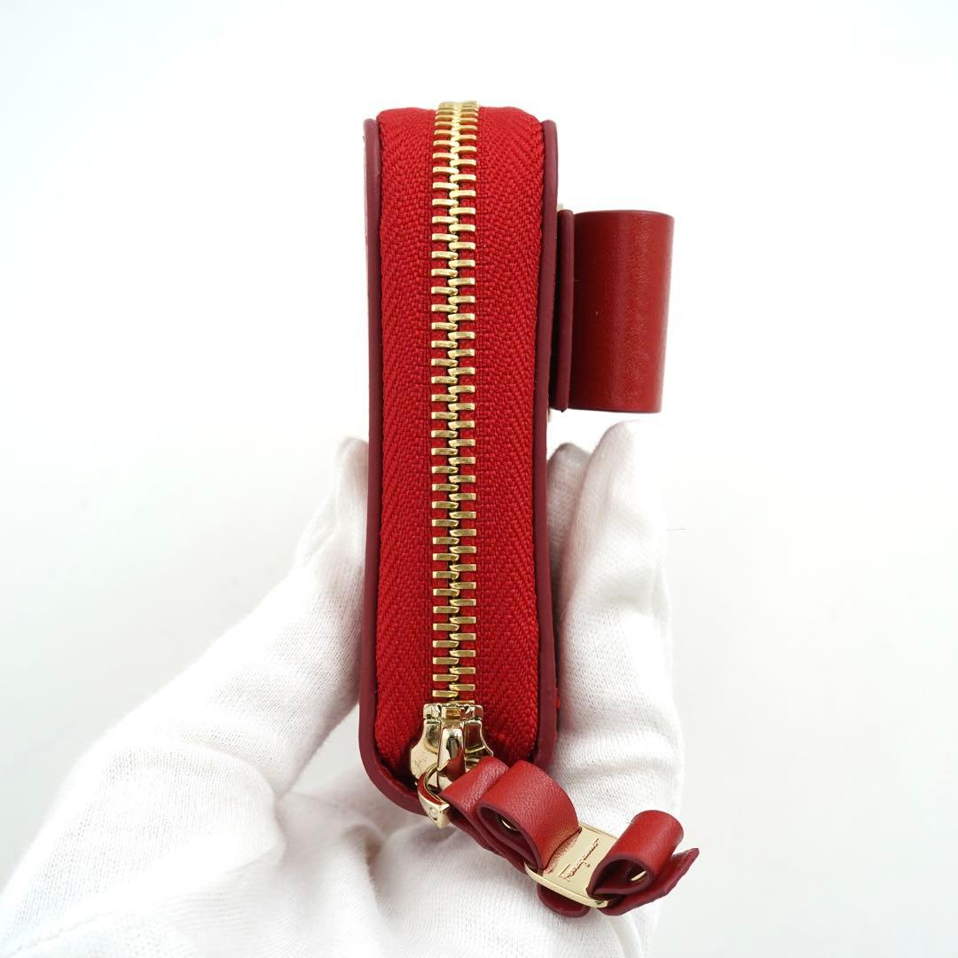 ✨新品未使用・箱付き✨　Ferragamo ミニ財布　ヴァラリボン　バイカラー