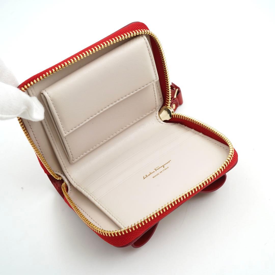 ✨新品未使用・箱付き✨　Ferragamo ミニ財布　ヴァラリボン　バイカラー