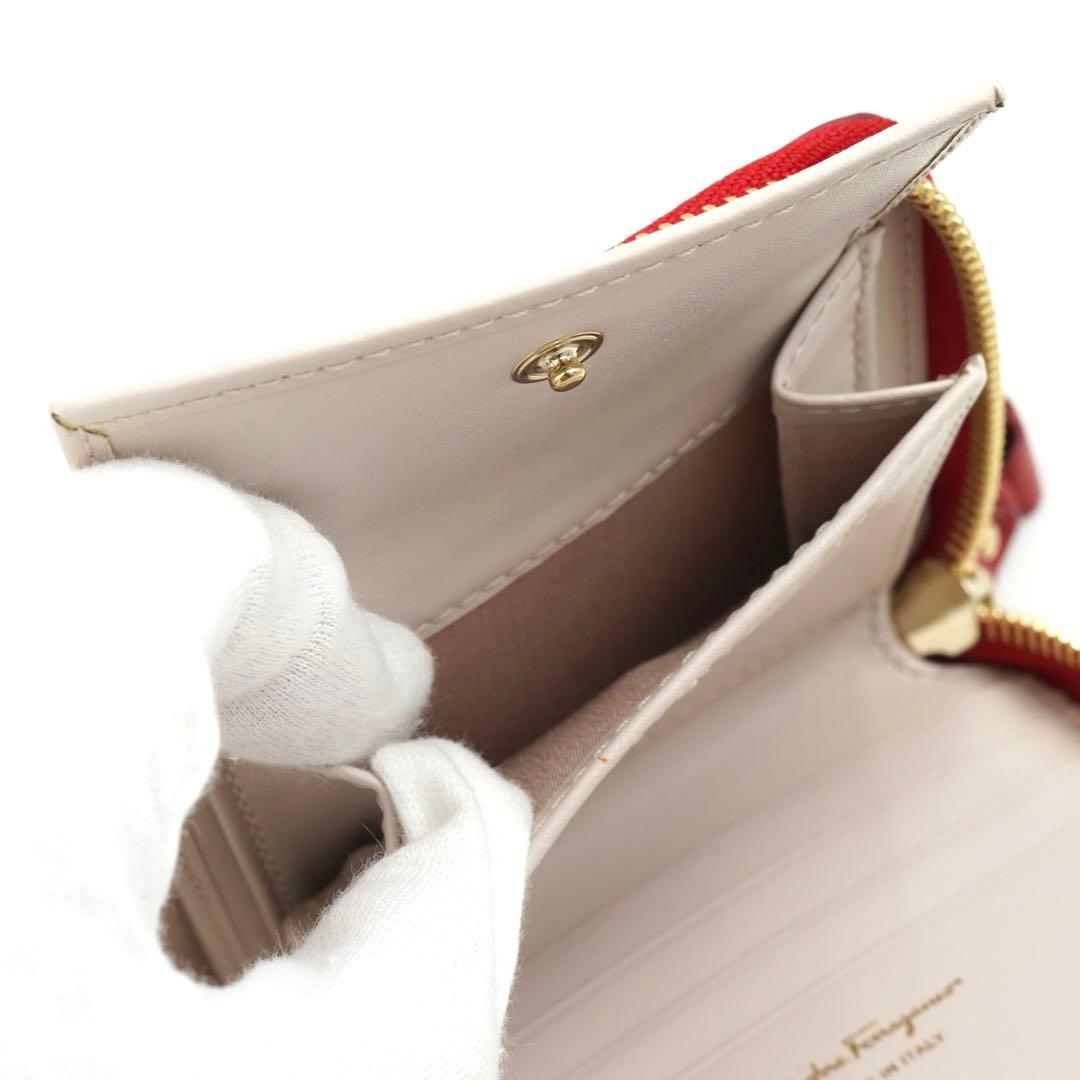 ✨新品未使用・箱付き✨　Ferragamo ミニ財布　ヴァラリボン　バイカラー